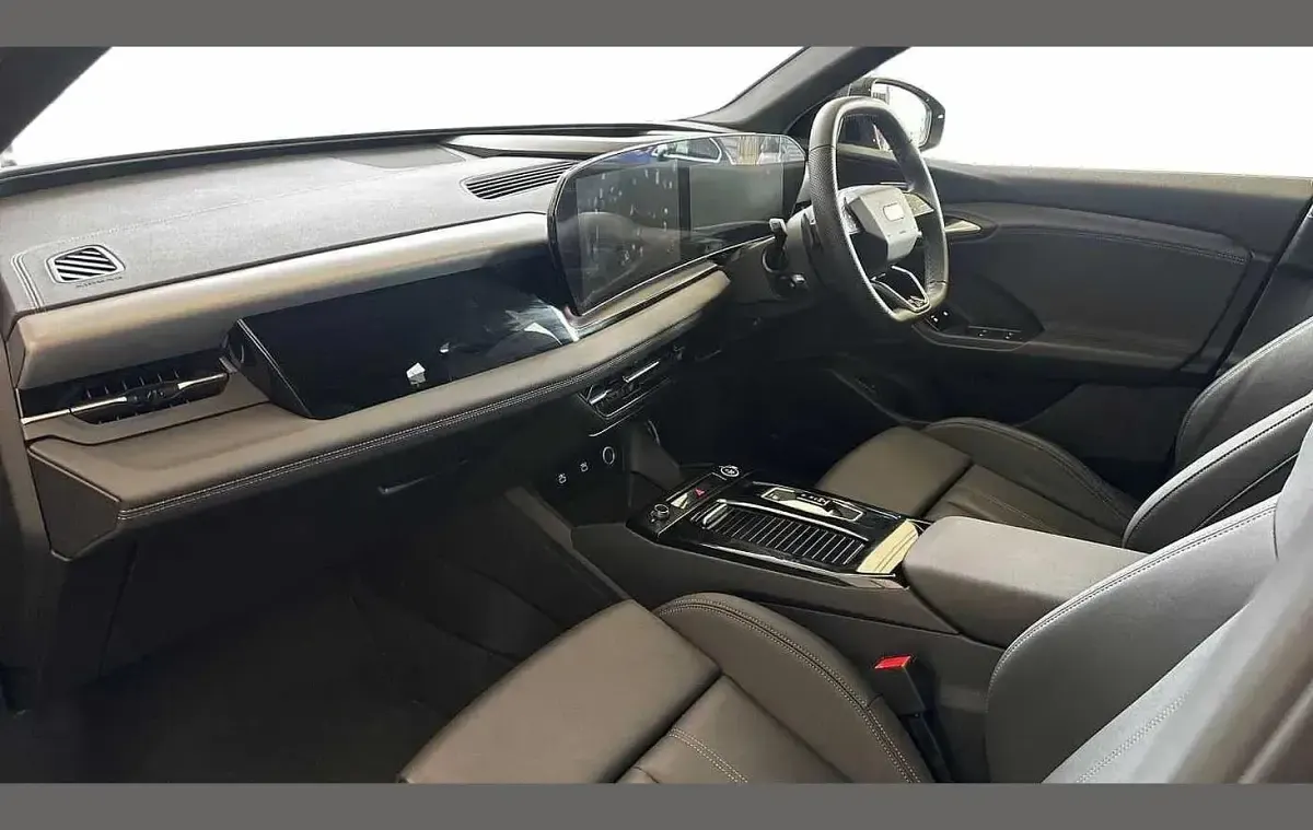 Used Audi Q6 e-tron S-Line 284 kW (387 HP) 2025 Grey SUV