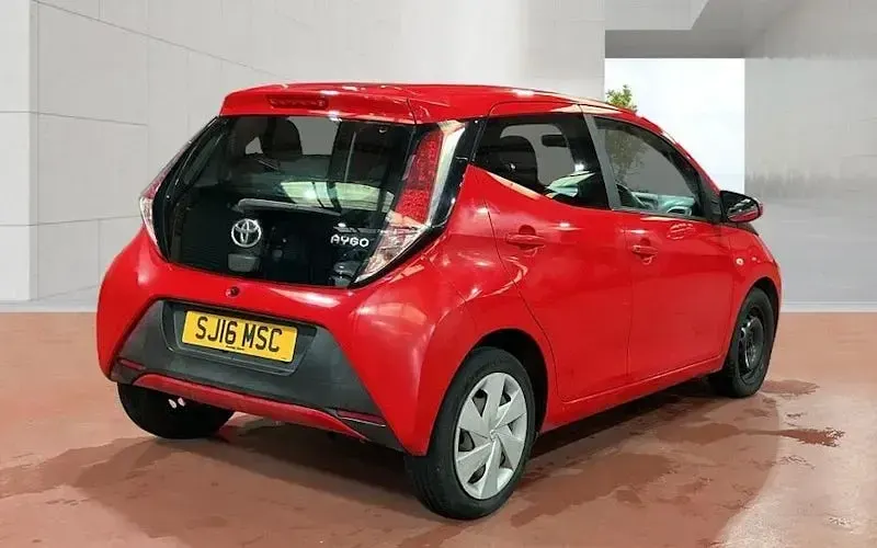 Used Toyota Aygo X-play 69 HP (50 kW) 2018 Hatchback