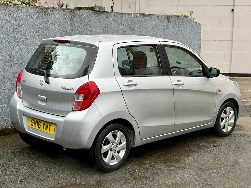 Used Suzuki Celerio SZ3 68 HP (50 kW) 2016 Silver Hatchback