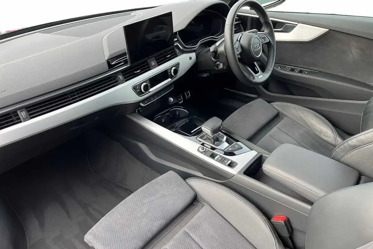 Used Audi A5 Cabriolet S-Line 200 HP (147 kW) 2022 Black Cabriolet