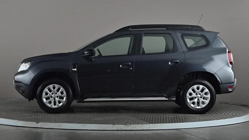Used Dacia Duster Comfort 90 HP (66 kW) 2022 Grey SUV