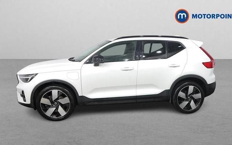 Used Volvo XC40 Ultimate 262 HP (192 kW) 2022 White SUV