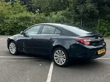Used Vauxhall Insignia 2013 Green Hatchback