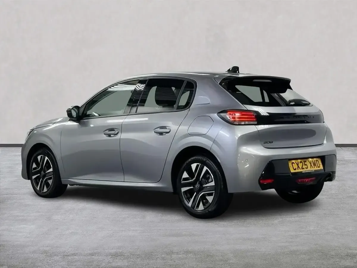 Used Peugeot 208 Allure 100 HP (73 kW) 2025 Grey Hatchback