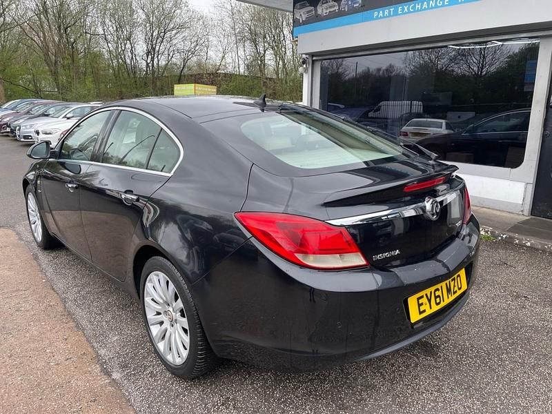 Used Vauxhall Insignia Elite 160 HP (117 kW) 2011 Black Hatchback