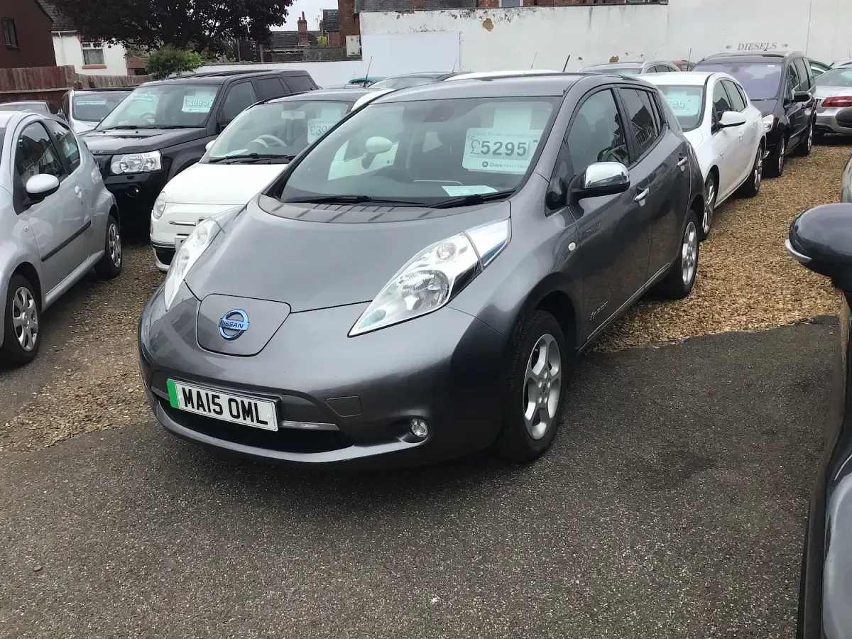 Used Nissan Leaf Acenta 80 kW (109 HP) 2015 Grey Hatchback