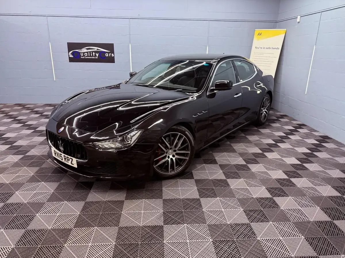 Used Maserati Ghibli 275 HP (202 kW) 2015 Black Sedan