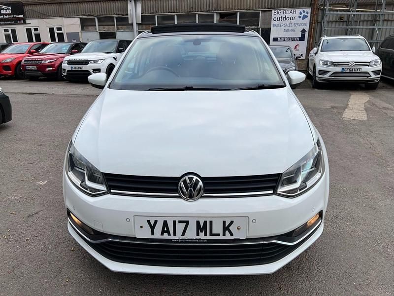 Used VW Polo Edition 90 HP (66 kW) 2017 White Hatchback
