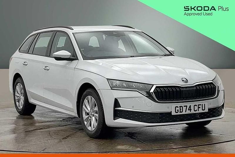 New Skoda Octavia SE Technology 85 HP (62 kW) 2025 Moon white metallic Estate