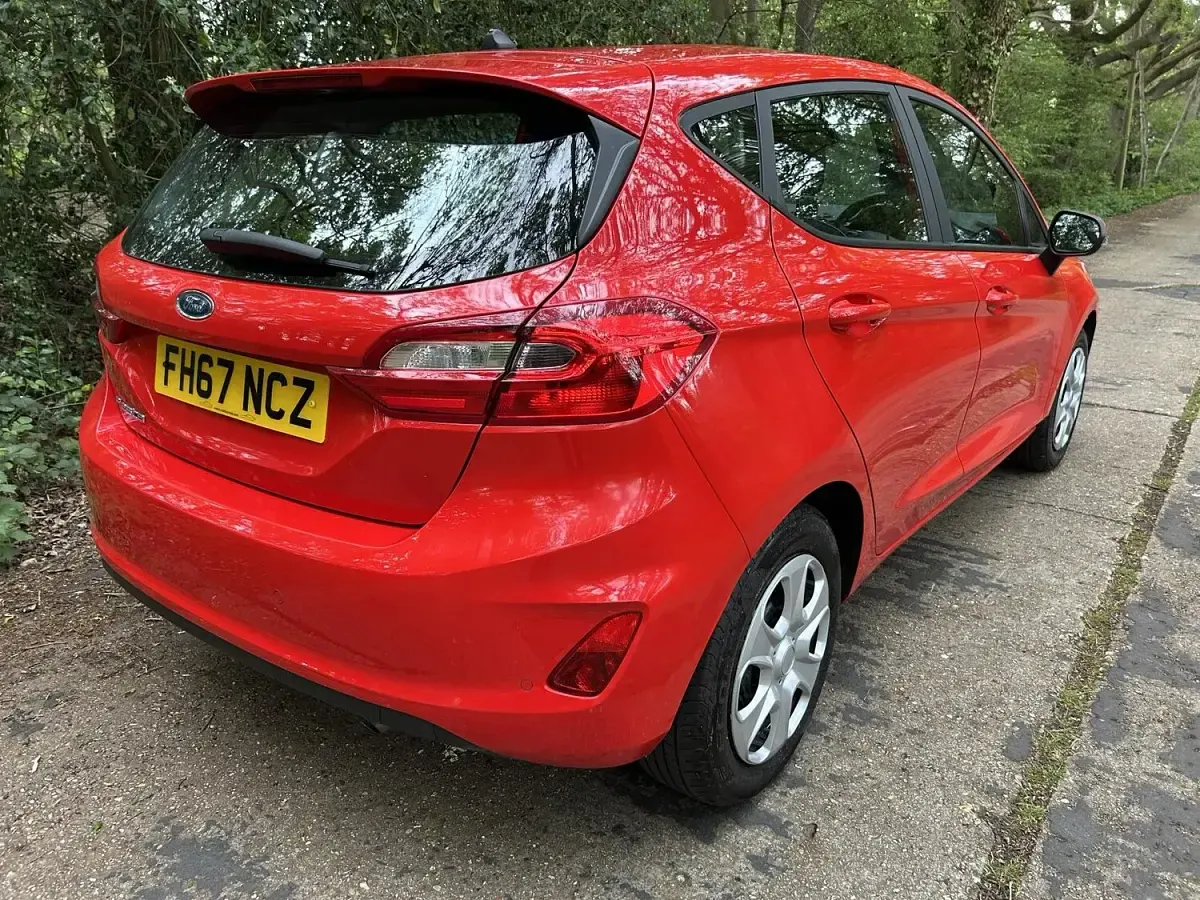 Used Ford Fiesta Style 70 HP (51 kW) 2018 Red Hatchback