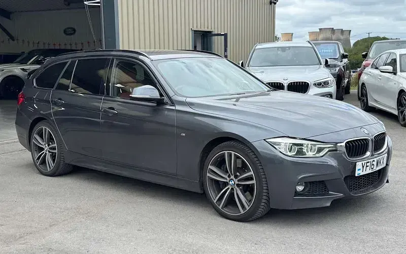 Used BMW 330 M Sport 258 HP (189 kW) 2019 Estate