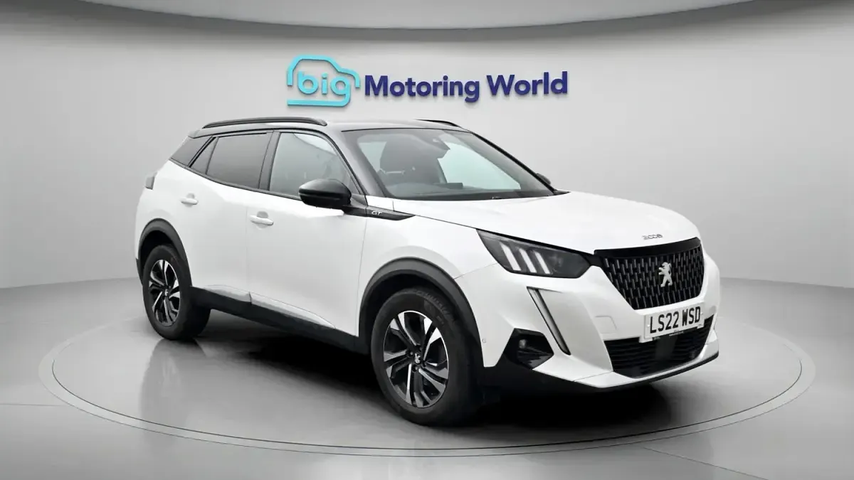 Used Peugeot 2008 GT 131 HP (96 kW) 2022 SUV