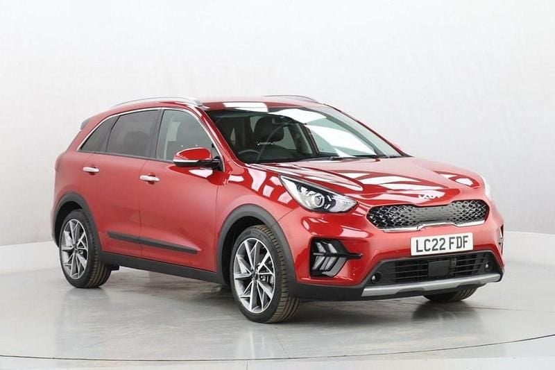 Used Kia Niro 139 HP (102 kW) 2022 Red SUV