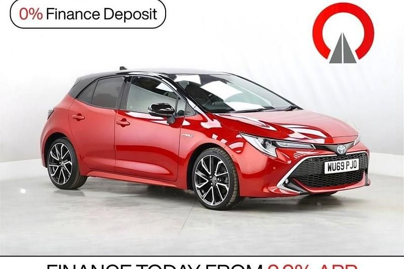 Used Toyota Corolla 184 HP (135 kW) 2019 Red/black Hatchback