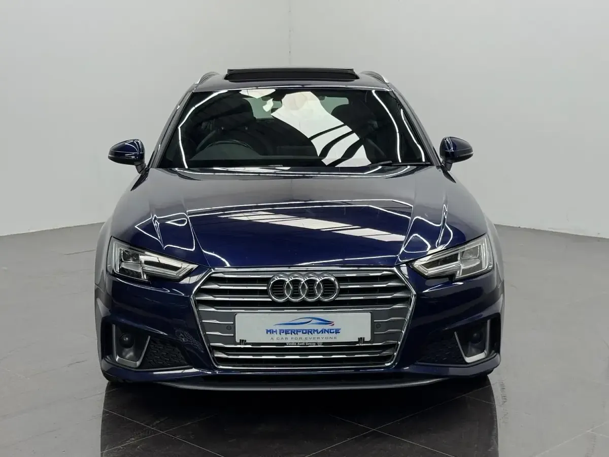 Used Audi A4 S-Line 190 HP (139 kW) 2019 Blue Estate