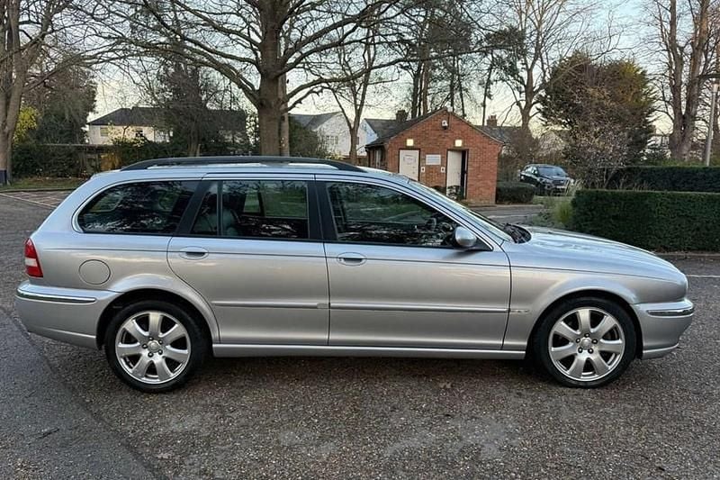 Silver Used 2004 Jaguar X-type SE Estate | £3,995 (Fair price) - Image 1/1