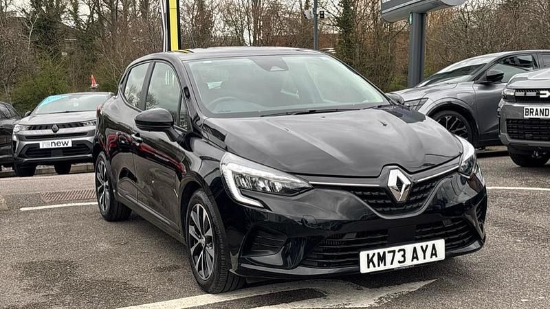 Used Renault Clio V Evolution 90 HP (66 kW) 2023 Black  Hatchback