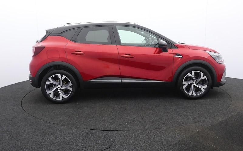 Used Renault Captur R.S. 140 HP (102 kW) 2022 Red/black SUV