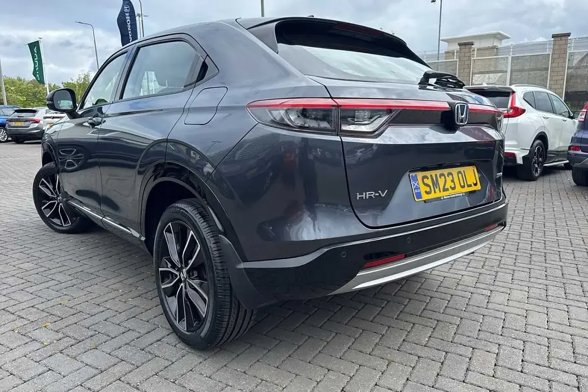 Used Honda HR-V Advance 131 HP (96 kW) 2023 Grey SUV