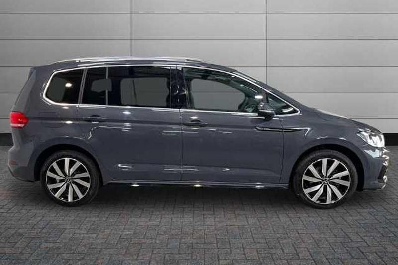 Used VW Touran R-line 150 HP (110 kW) 2025 Grey MPV