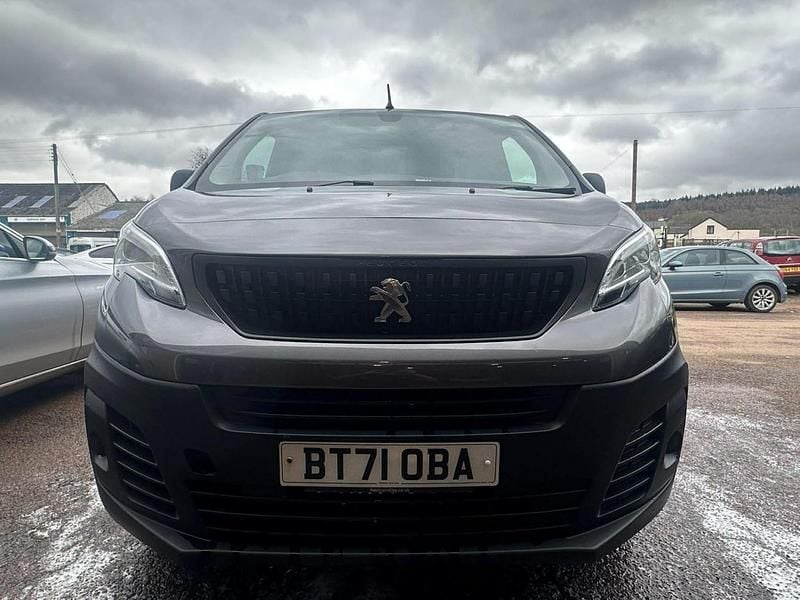Used Peugeot Expert Premium 145 HP (106 kW) 2021 Grey Van