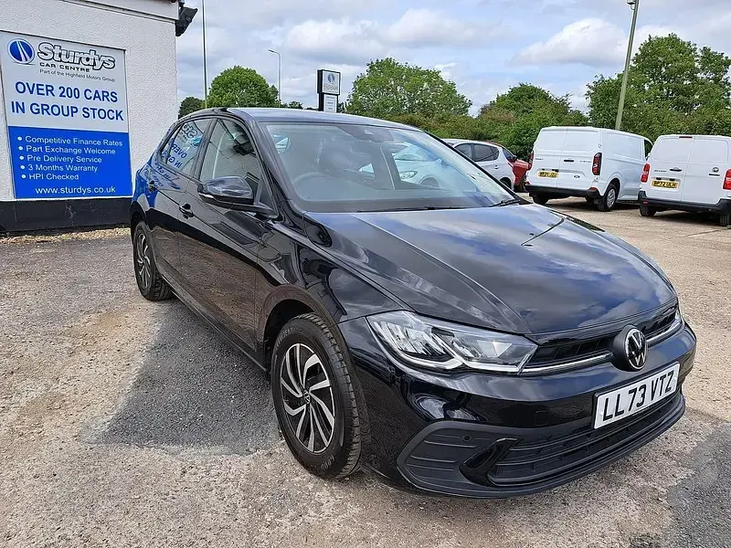 Used VW Polo Life 95 HP (69 kW) 2023 Black Hatchback