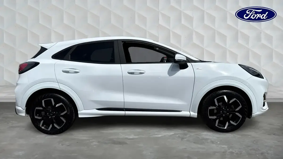 Used Ford Puma ST-Line X 125 HP (91 kW) 2024 White SUV