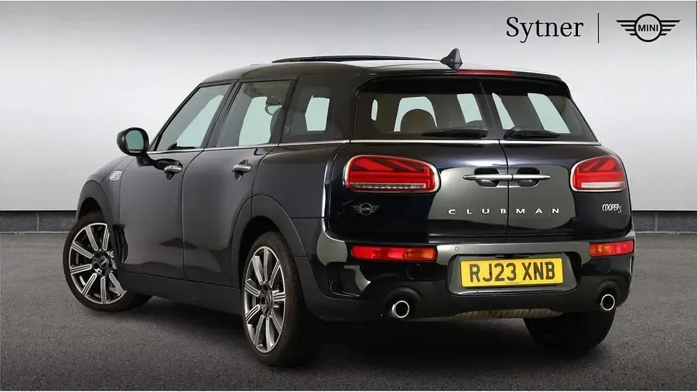 Used Mini Cooper S Clubman Exclusive 176 HP (129 kW) 2023 Black Estate