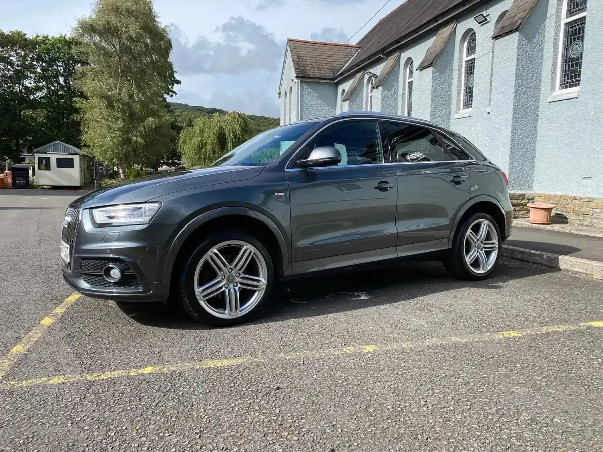 Used Audi Q3 S-line plus 2015 Grey SUV