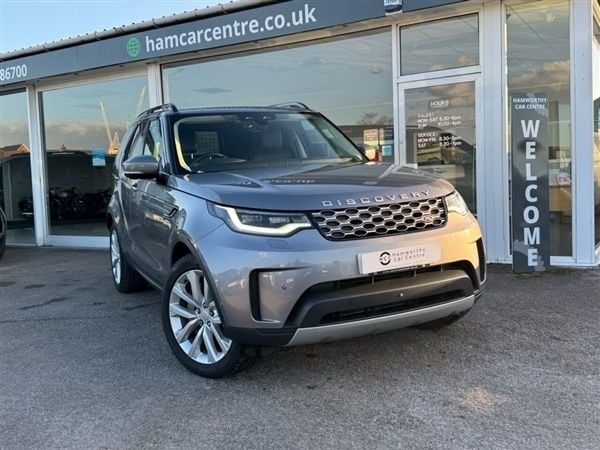 Grey Used 2022 Land Rover Discovery 5 SE SUV | £46,788 (Expensive) - Image 1/4