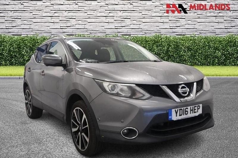 Grey Used 2016 Nissan Qashqai S SUV | £7,800 (Fair price) - Image 1/1