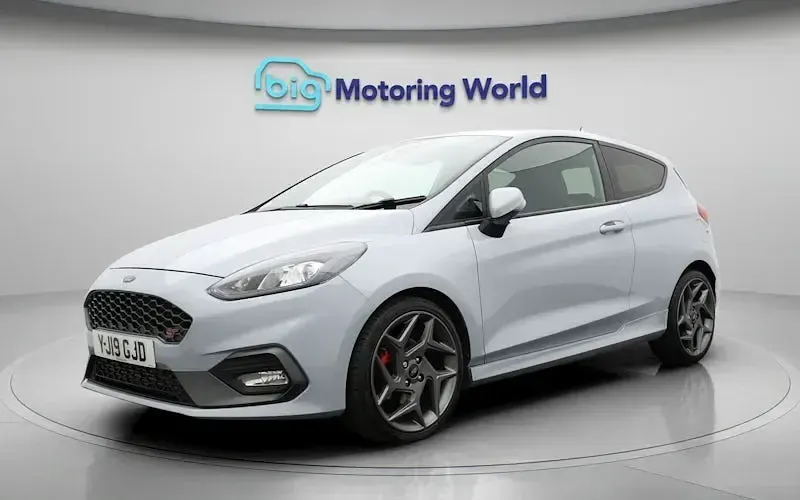 Used Ford Fiesta ST 200 HP (147 kW) 2019 Silver Hatchback