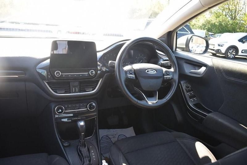 Used Ford Puma Titanium 125 HP (91 kW) 2022 Silver SUV