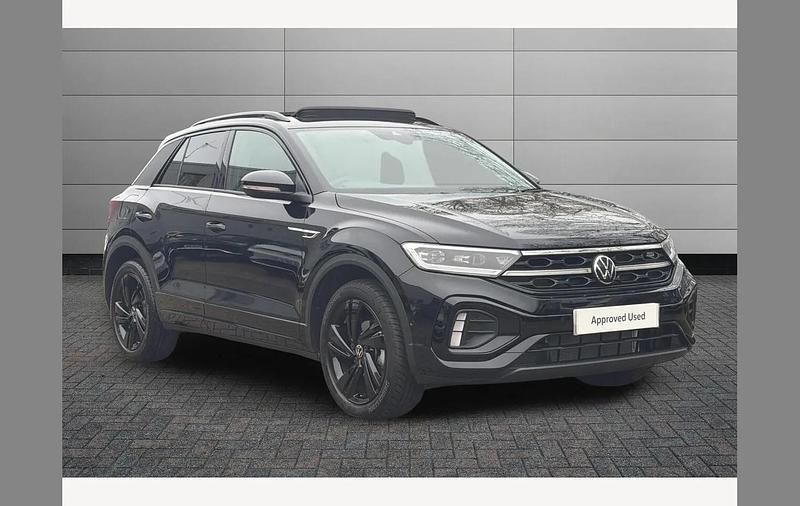 Black New 2025 VW T-Roc Black Edition SUV | £29,350 (Fair price) - Image 1/3