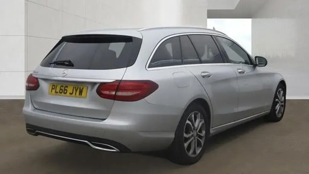 Used Mercedes C200 Premium 2016 Silver Estate