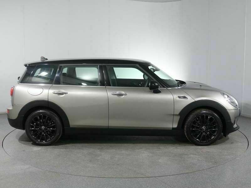 Used Mini Cooper Clubman Classic 134 HP (98 kW) 2018 Silver Estate