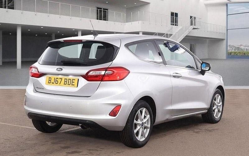 Used Ford Fiesta Zetec 101 HP (74 kW) 2019 Hatchback
