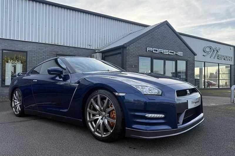 Used Nissan GT-R GT 550 HP (404 kW) 2015 Blue Coupe