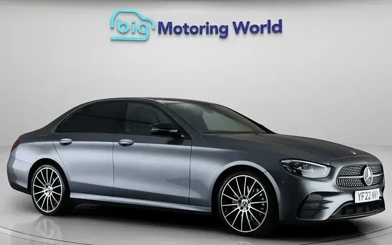 Used Mercedes E200 AMG line 200 HP (147 kW) 2023 Sedan