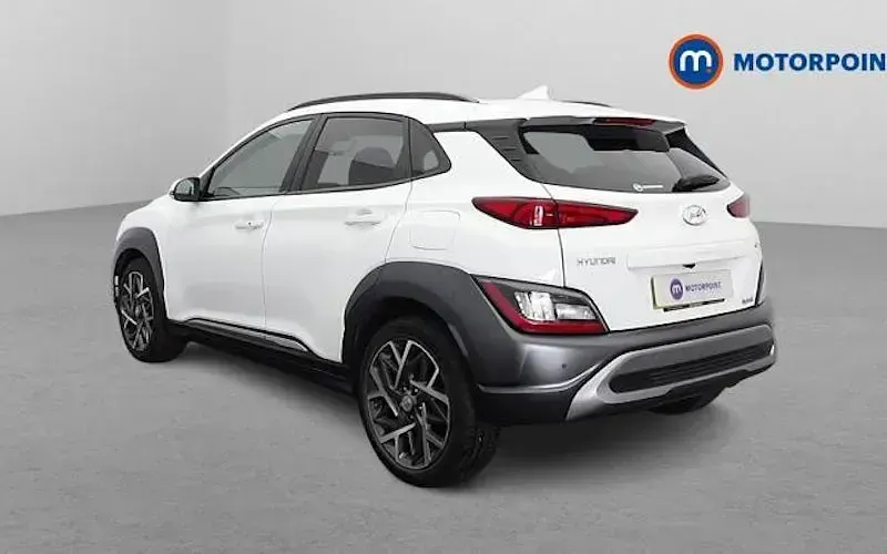 Used Hyundai Kona Premium 141 HP (103 kW) 2022 White SUV