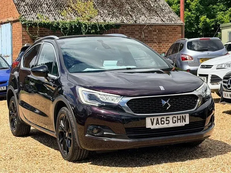 Used DS Automobiles DS4 120 HP (88 kW) 2016 Mauve/purple Hatchback