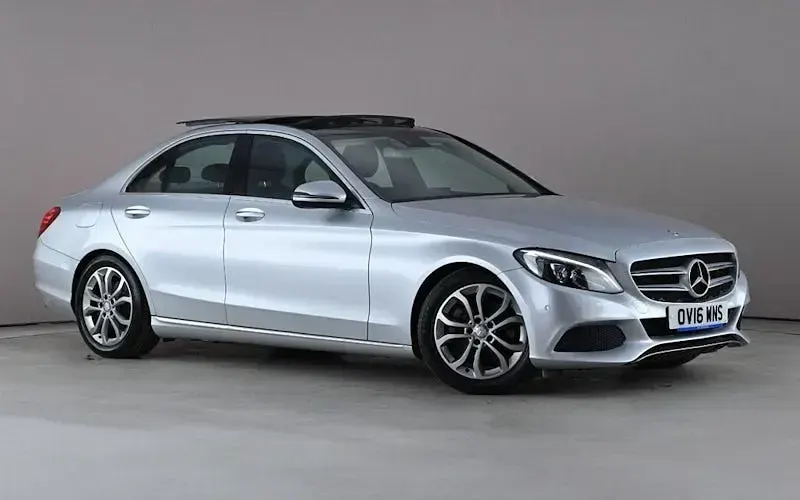 Used Mercedes C220 Premium Plus 170 HP (125 kW) 2016 Sedan