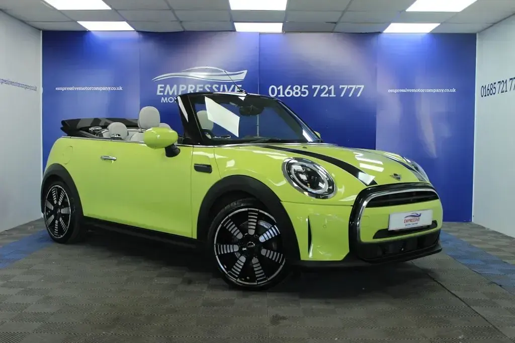 Used Mini Cooper Cabriolet Exclusive 136 HP (100 kW) 2021 Yellow Cabriolet
