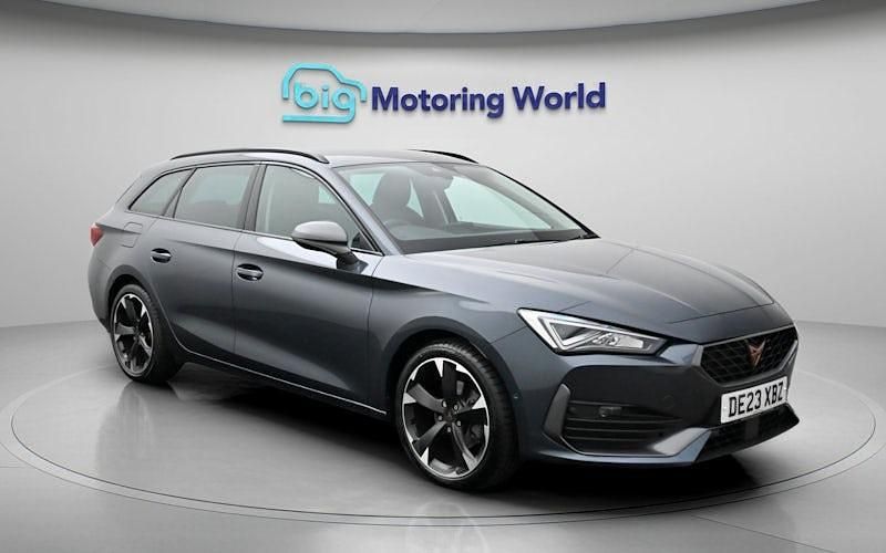 Usado Cupra Leon 150 CV (110 kW) 2023 Gris Familiar