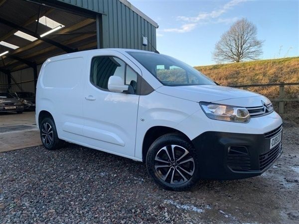 White Used 2019 Citroën Berlingo MPV | £7,195 (A bit pricey) - Image 1/1