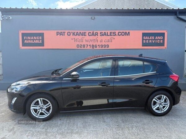 Black Used 2021 Ford Focus Zetec Hatchback | £12,900 (Fair price) - Image 1/4