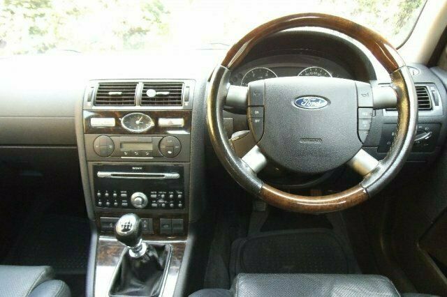 Używany Ford Mondeo 2005 Hatchback