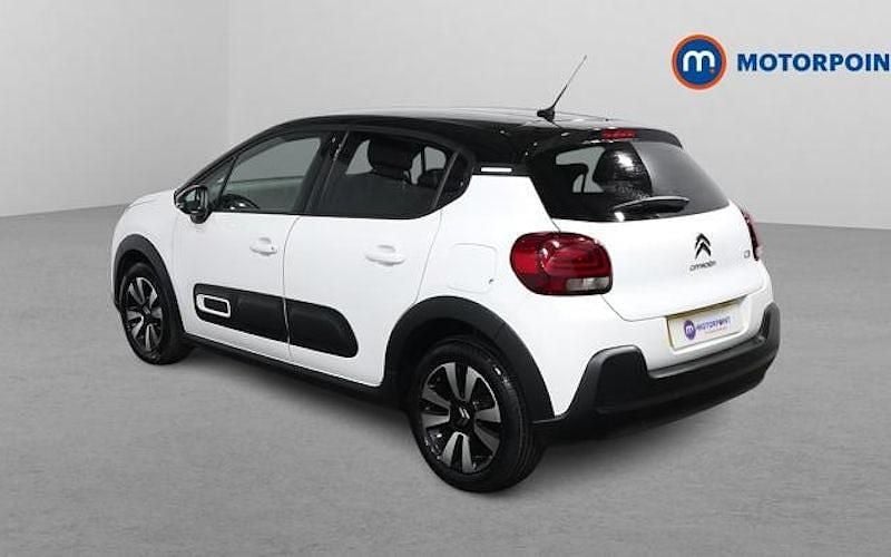 Used Citroën C3 PureTech 83 HP (61 kW) 2024 White Hatchback