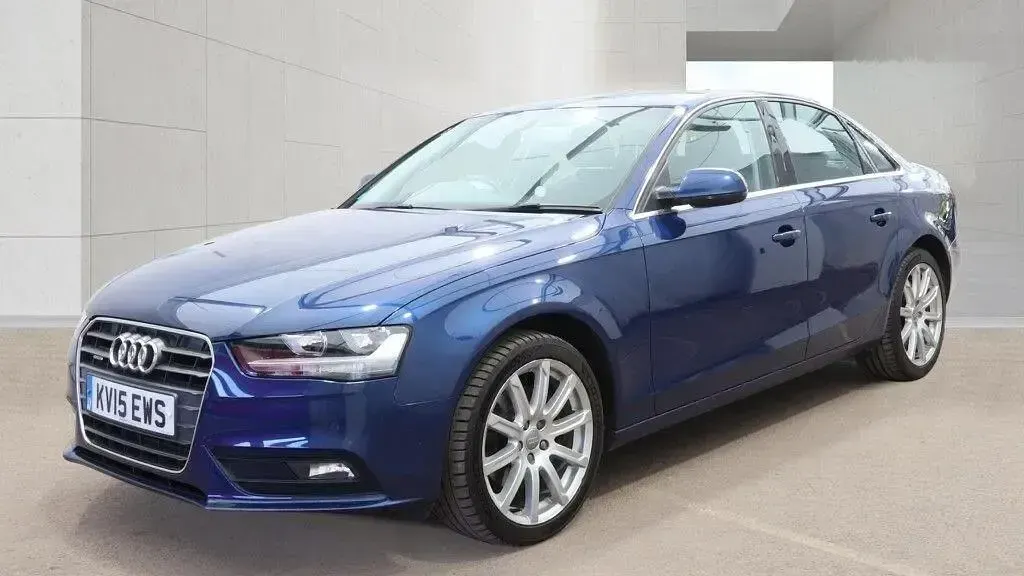 Usado Audi A4 Advanced 2015 Azul Sedan