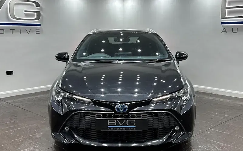 Used Toyota Corolla Design 122 HP (89 kW) 2022 Estate